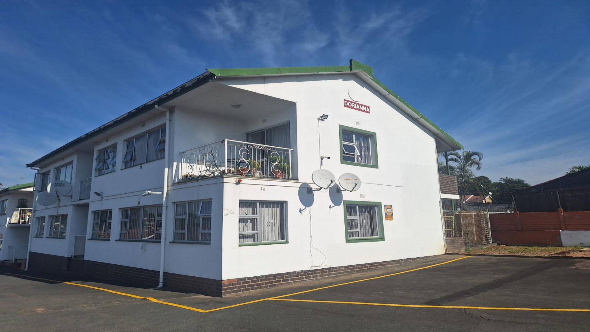 Front View of property in Queensburgh