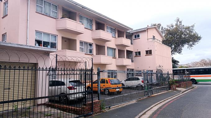 1 Bedroom Sectional Title for Sale For Sale in Claremont (CPT) - Private Sale - MR720480
