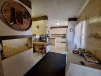  of property in Brackenhurst