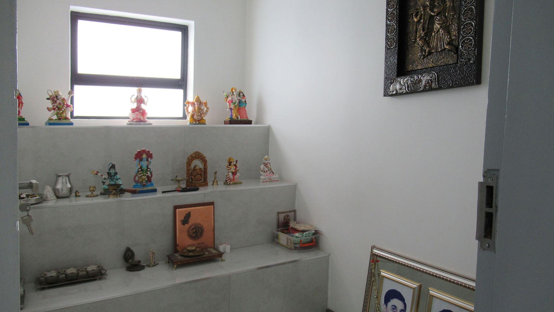 Spaces - 315 square meters of property in Eye of Africa