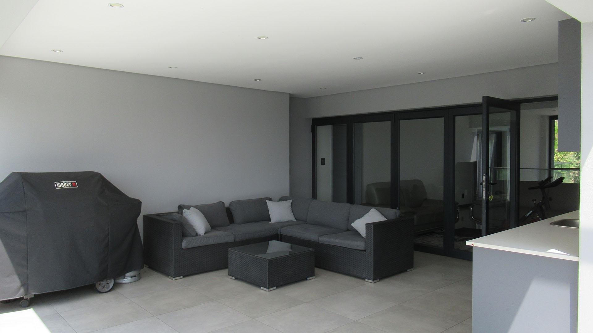 Balcony - 80 square meters of property in Eye of Africa