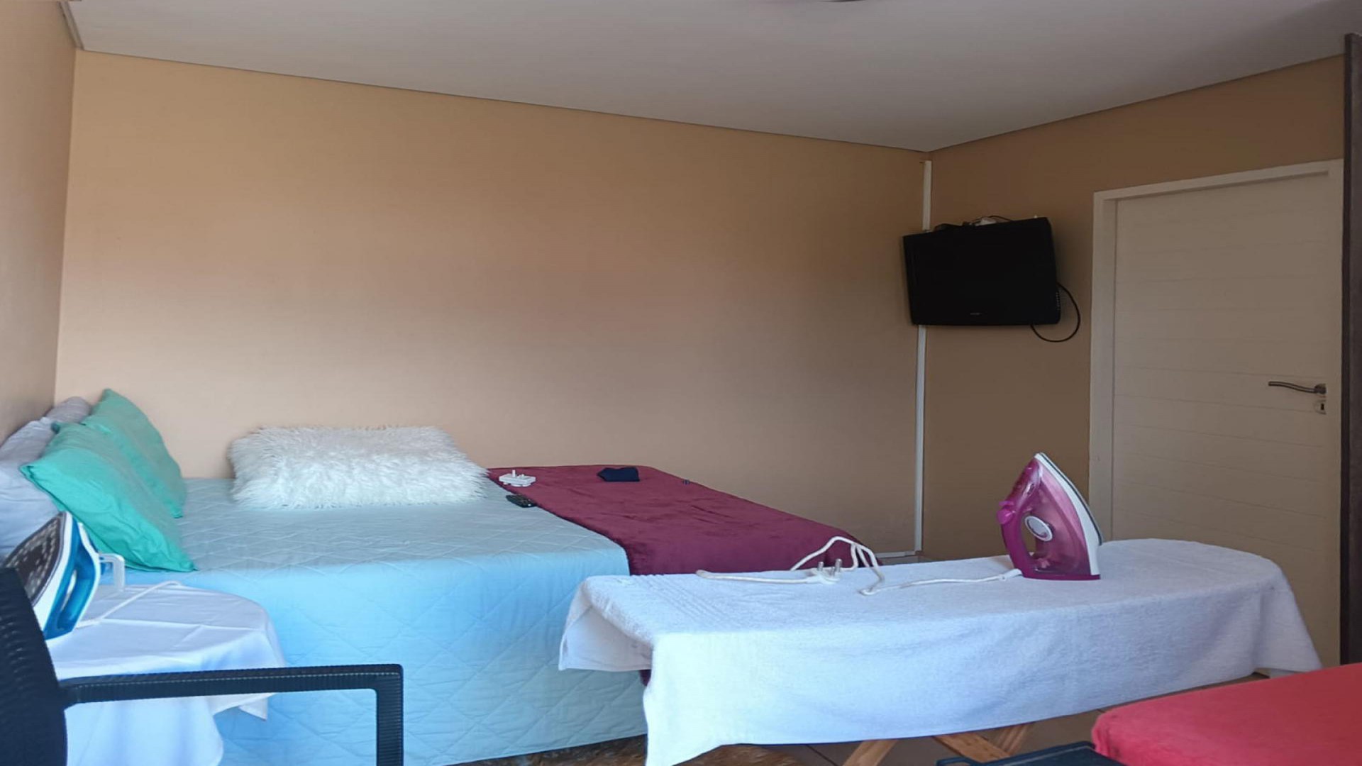 Staff Room - 9 square meters of property in The Hills