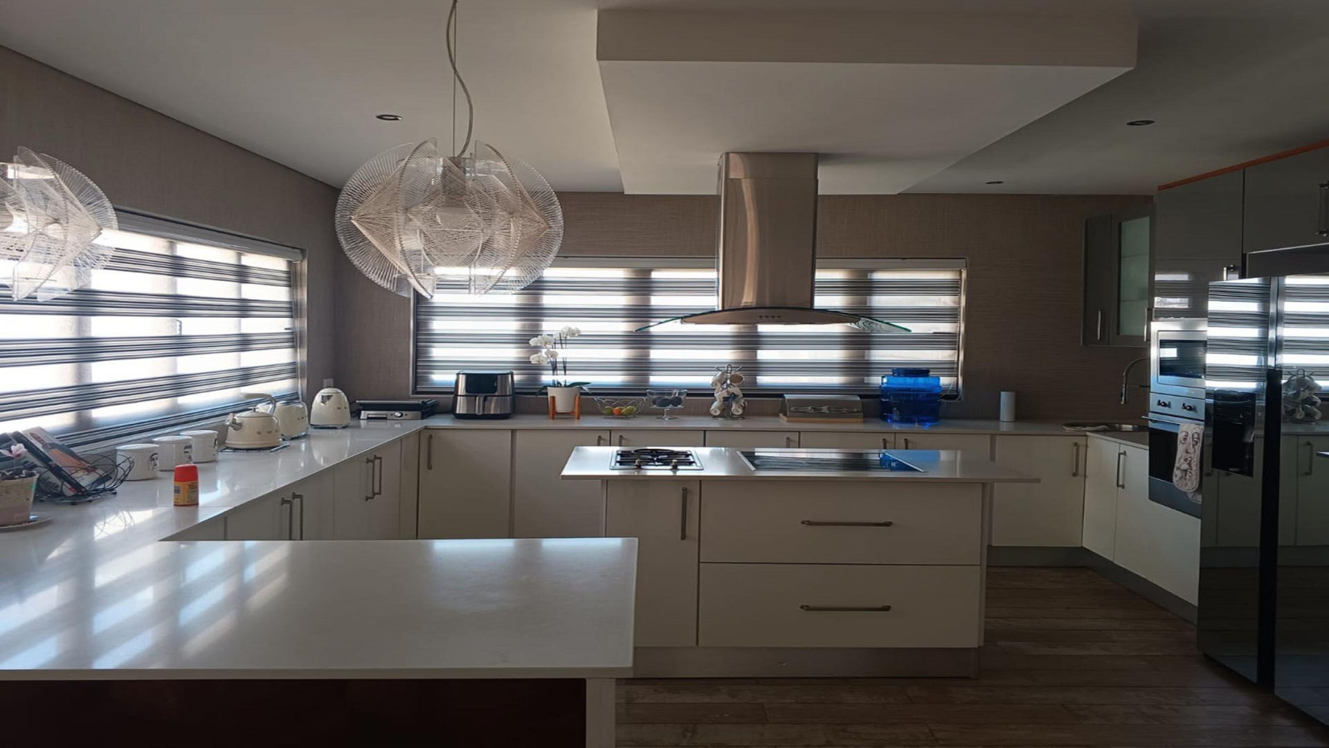 Kitchen - 18 square meters of property in The Hills
