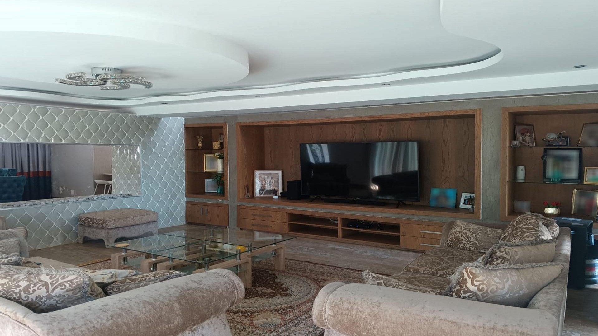 Lounges - 32 square meters of property in The Hills