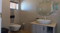 Bathroom 1 - 5 square meters of property in The Hills