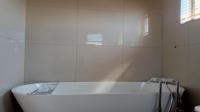 Bathroom 2 - 4 square meters of property in The Hills