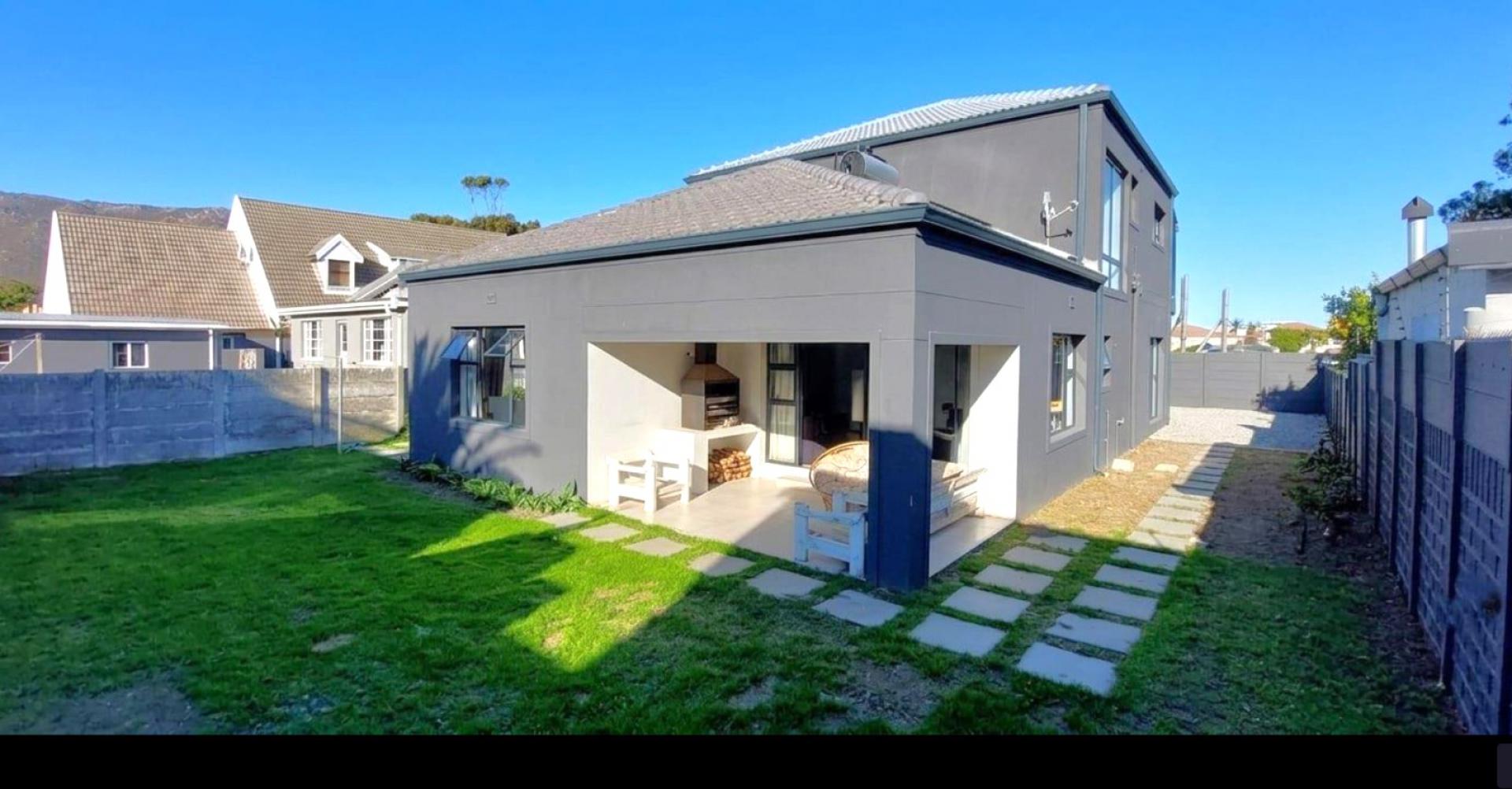  of property in Gordons Bay