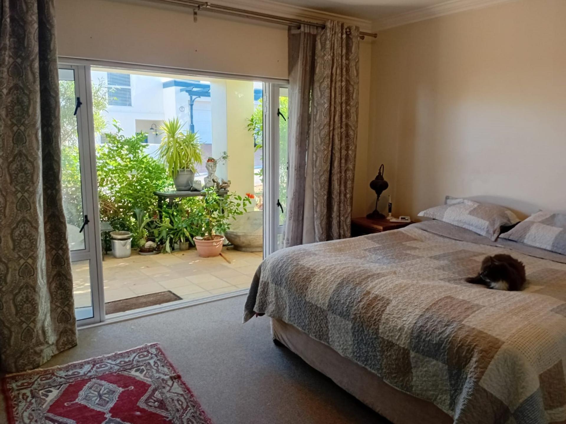  of property in Heldervue
