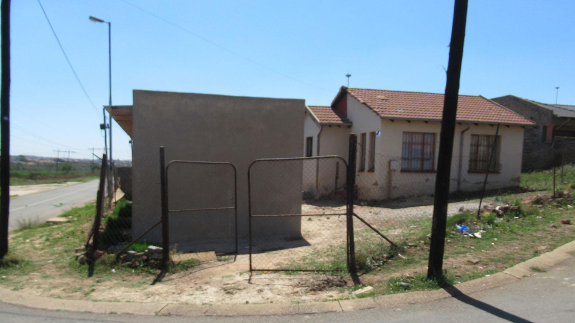 Front View of property in Soweto