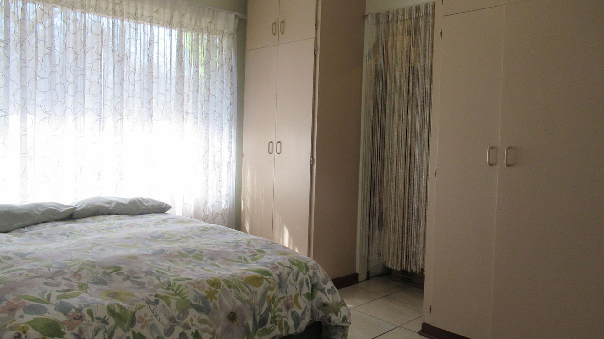 Bed Room 4 - 18 square meters of property in Randpark Ridge