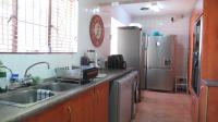 Kitchen - 38 square meters of property in Randpark Ridge