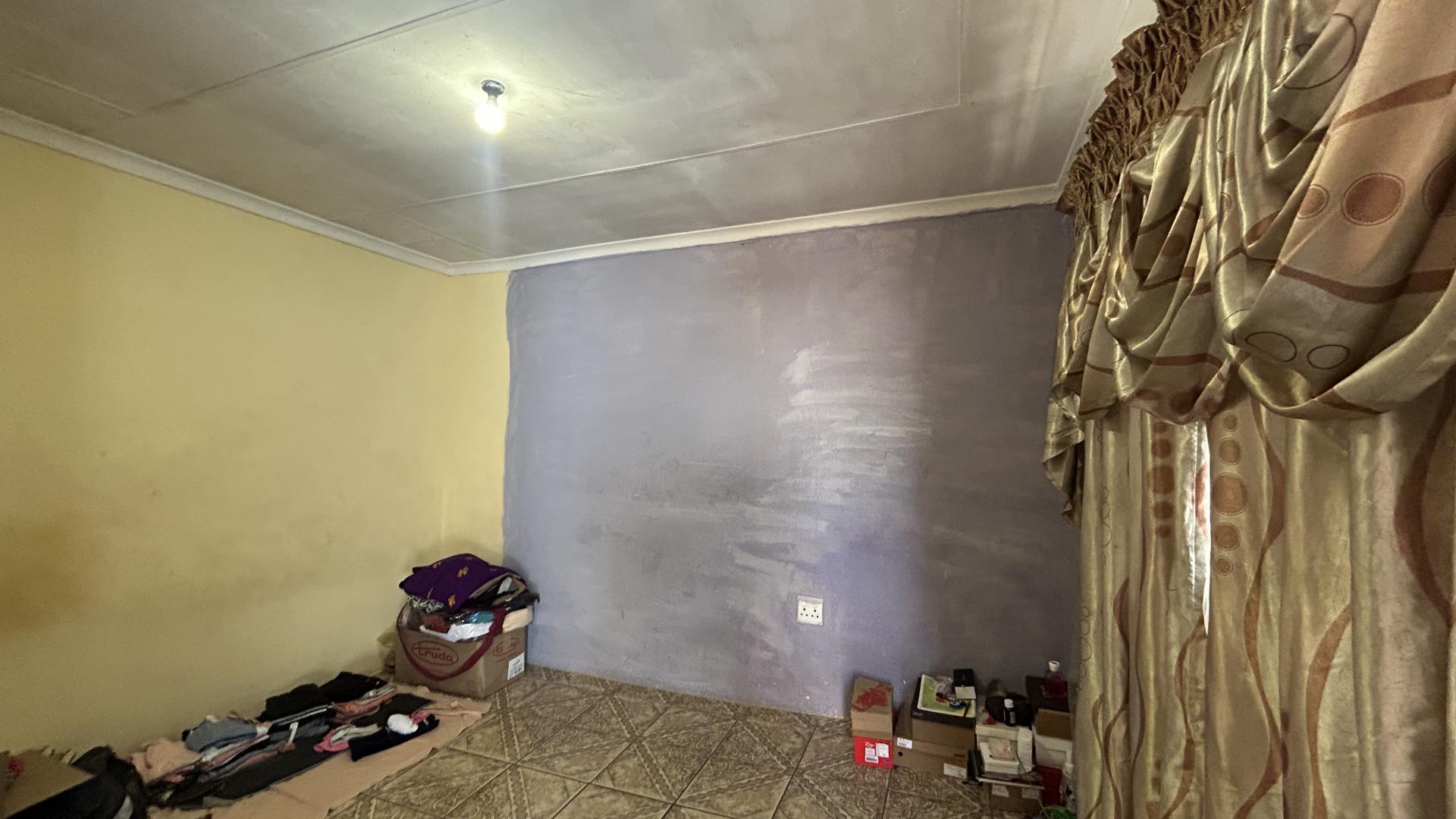 Bed Room 1 of property in Soshanguve