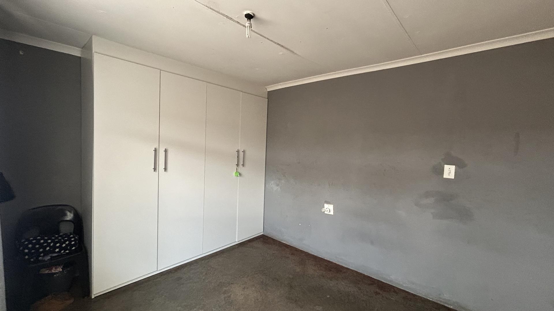 Bed Room 3 of property in Soshanguve