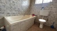 Bathroom 1 of property in Soshanguve