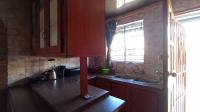 Kitchen - 11 square meters of property in Soshanguve