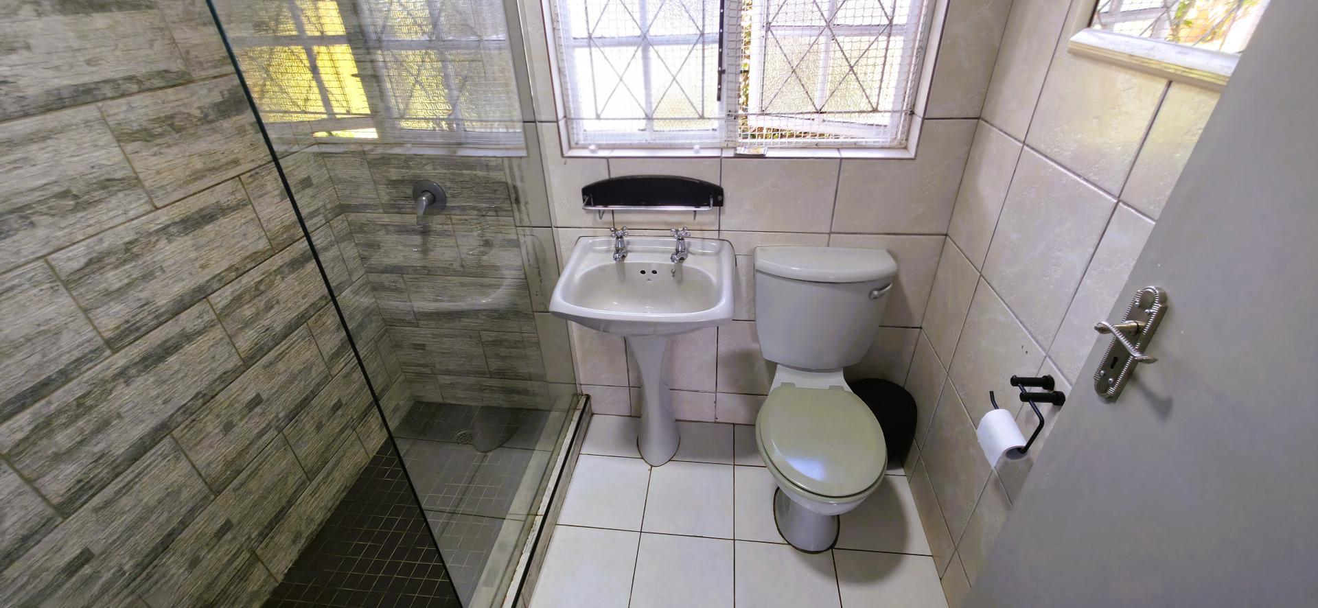  of property in Grantham Park