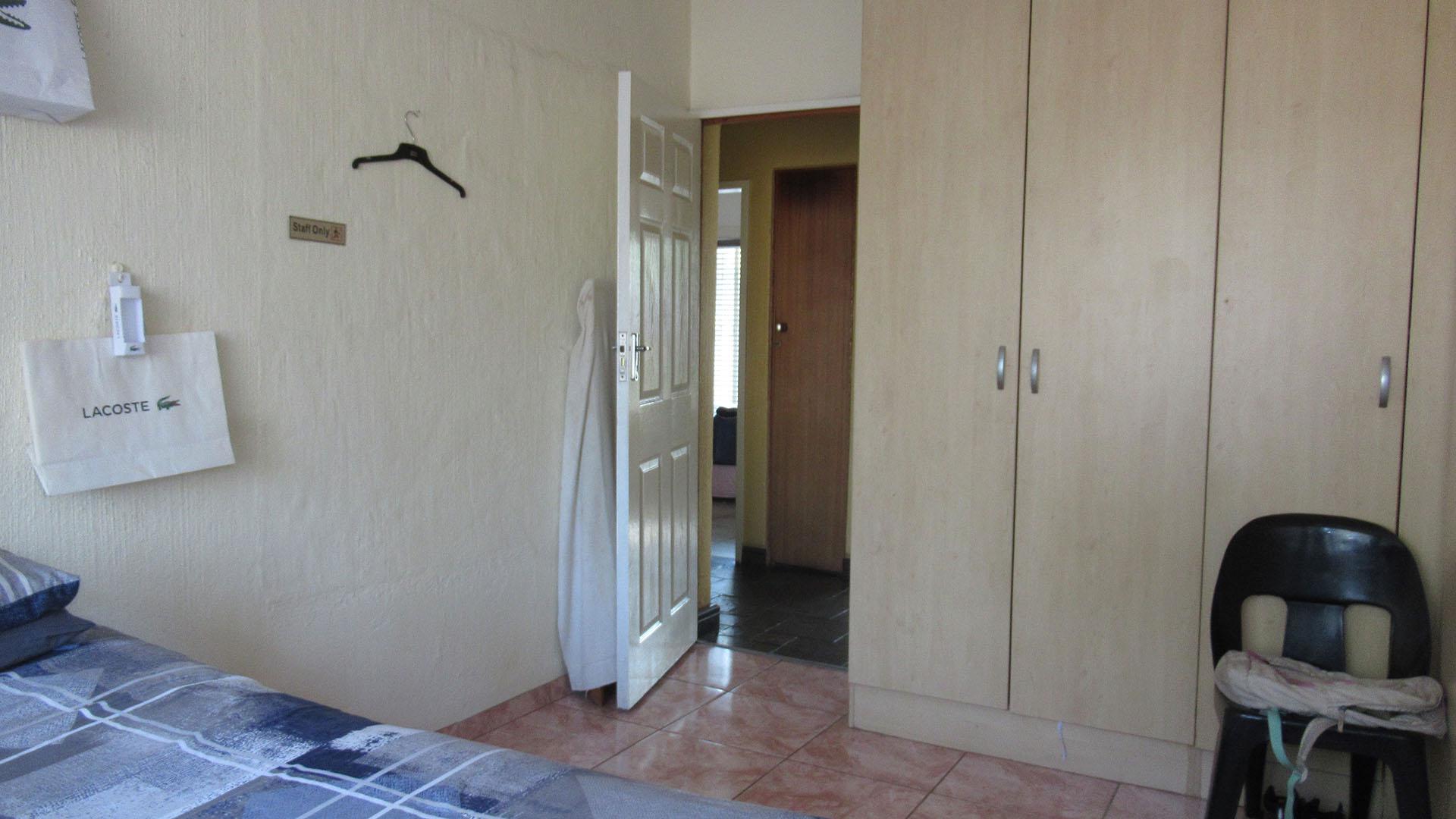 Bed Room 3 - 9 square meters of property in Wilropark
