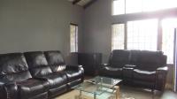 Lounges - 61 square meters of property in Wilropark