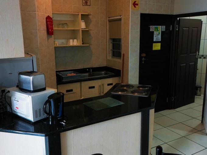 2 Bedroom Apartment for Sale For Sale in Winklespruit - MR720683