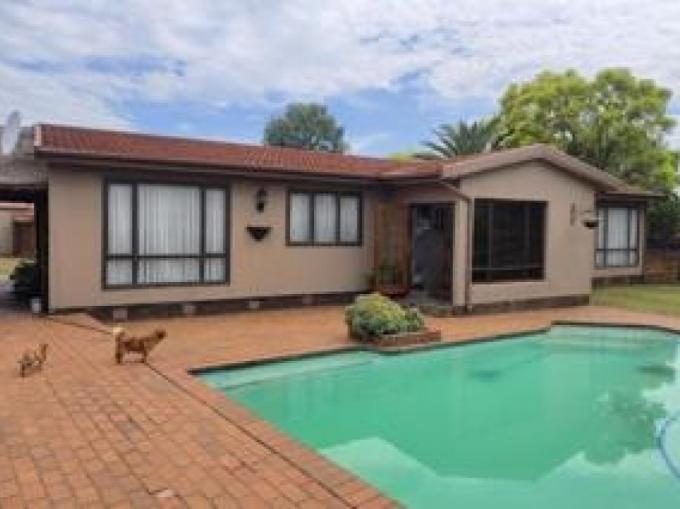 3 Bedroom House for Sale For Sale in Boksburg - MR720685