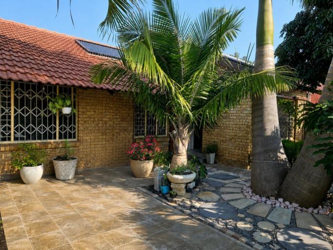 3 Bedroom Simplex for Sale For Sale in Cashan - MR720694