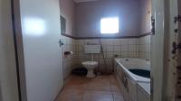 Bathroom 1 of property in Pietermaritzburg (KZN)