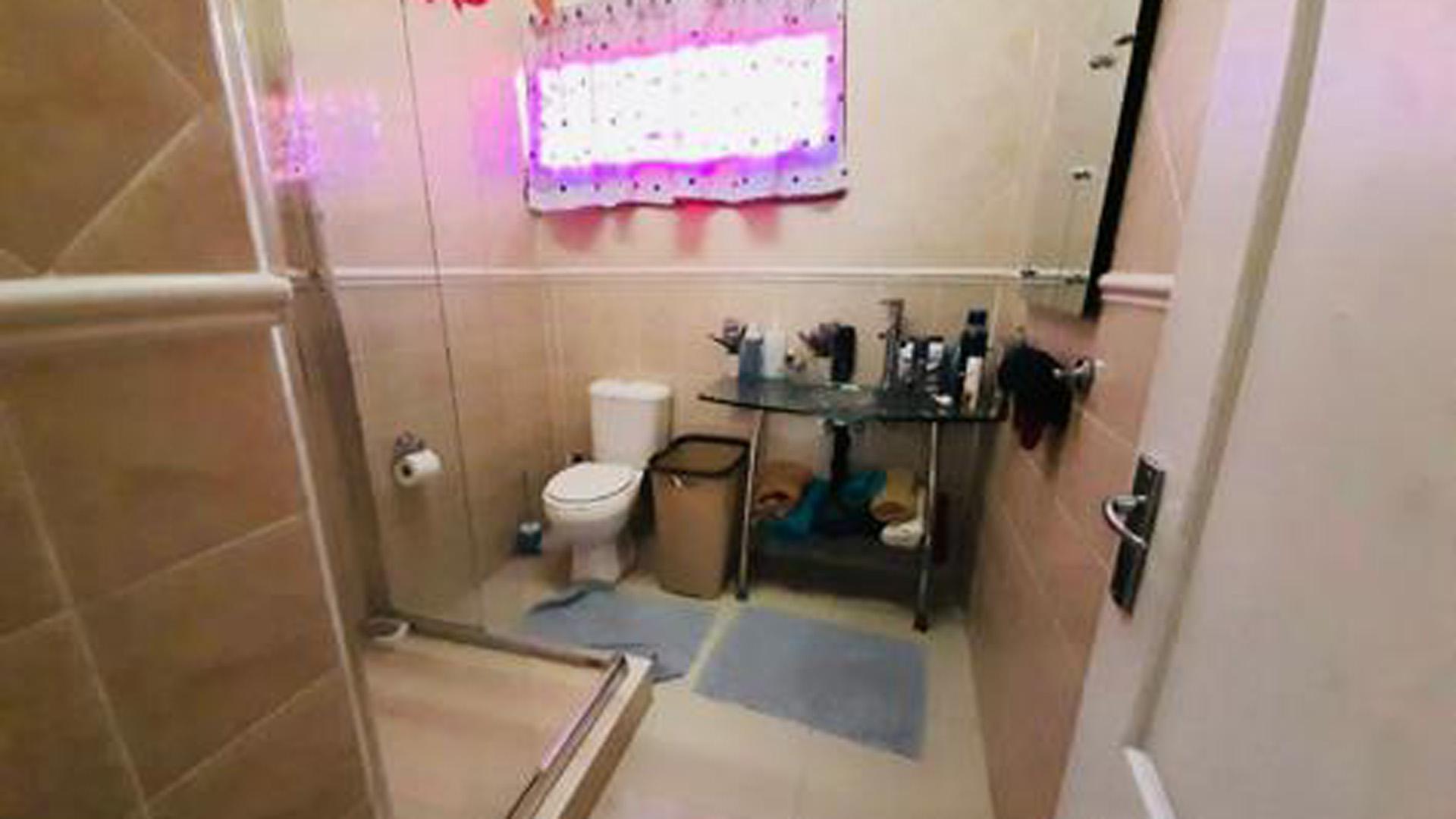 Bathroom 3+ of property in Germiston South