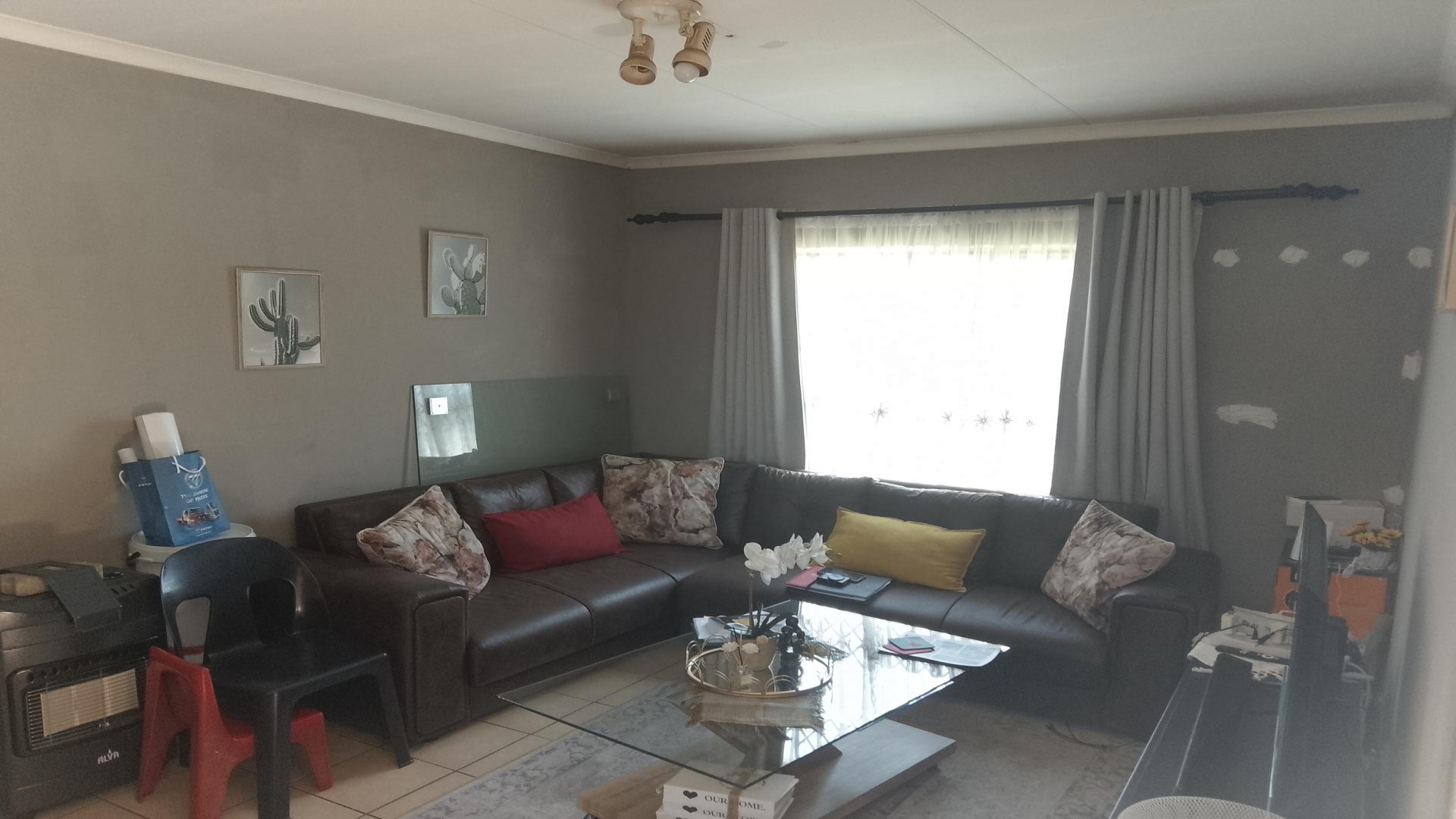 Lounges of property in Sharon Park