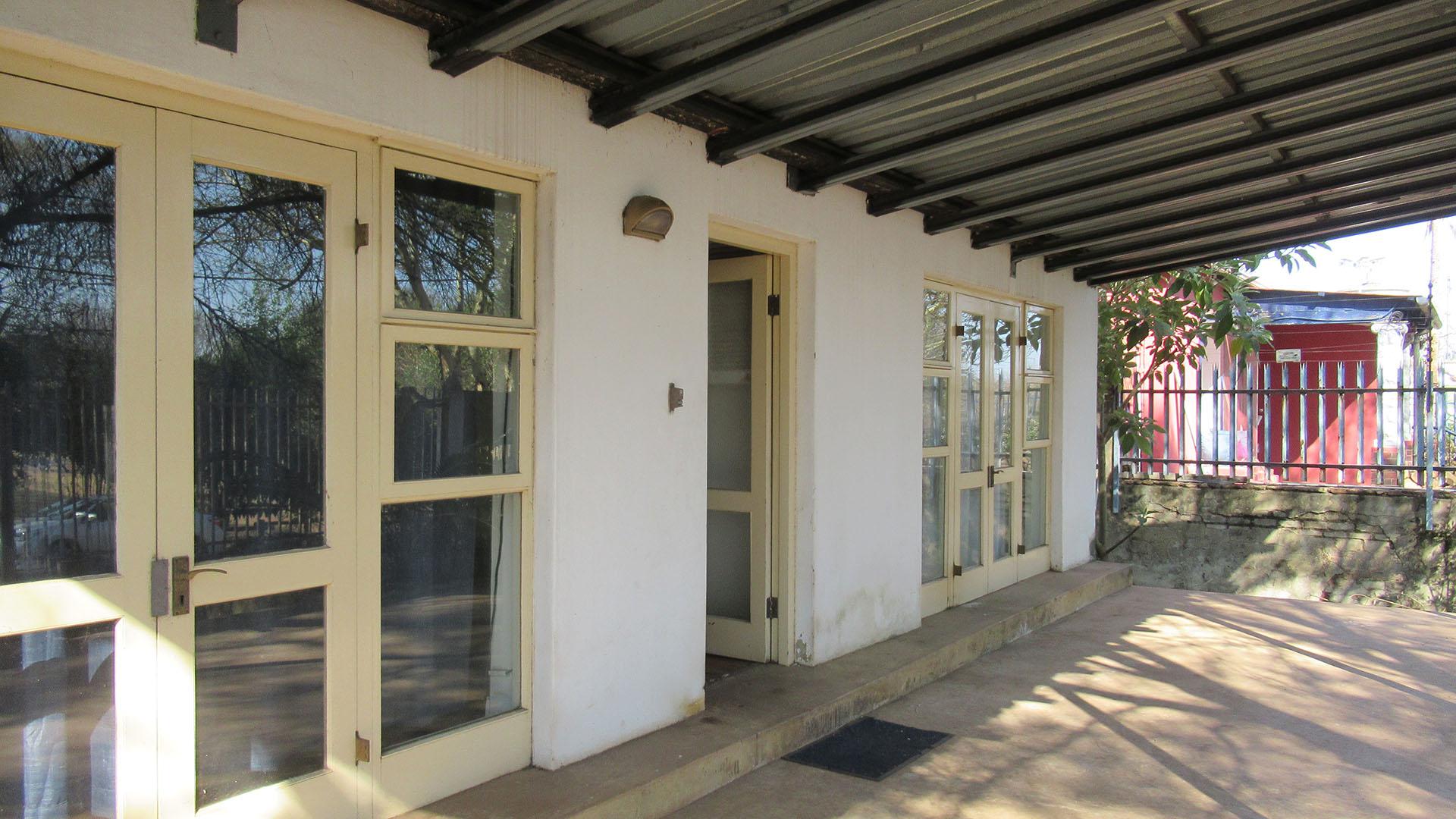 Patio - 27 square meters of property in Brixton