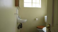 Bathroom 1 - 5 square meters of property in Brixton