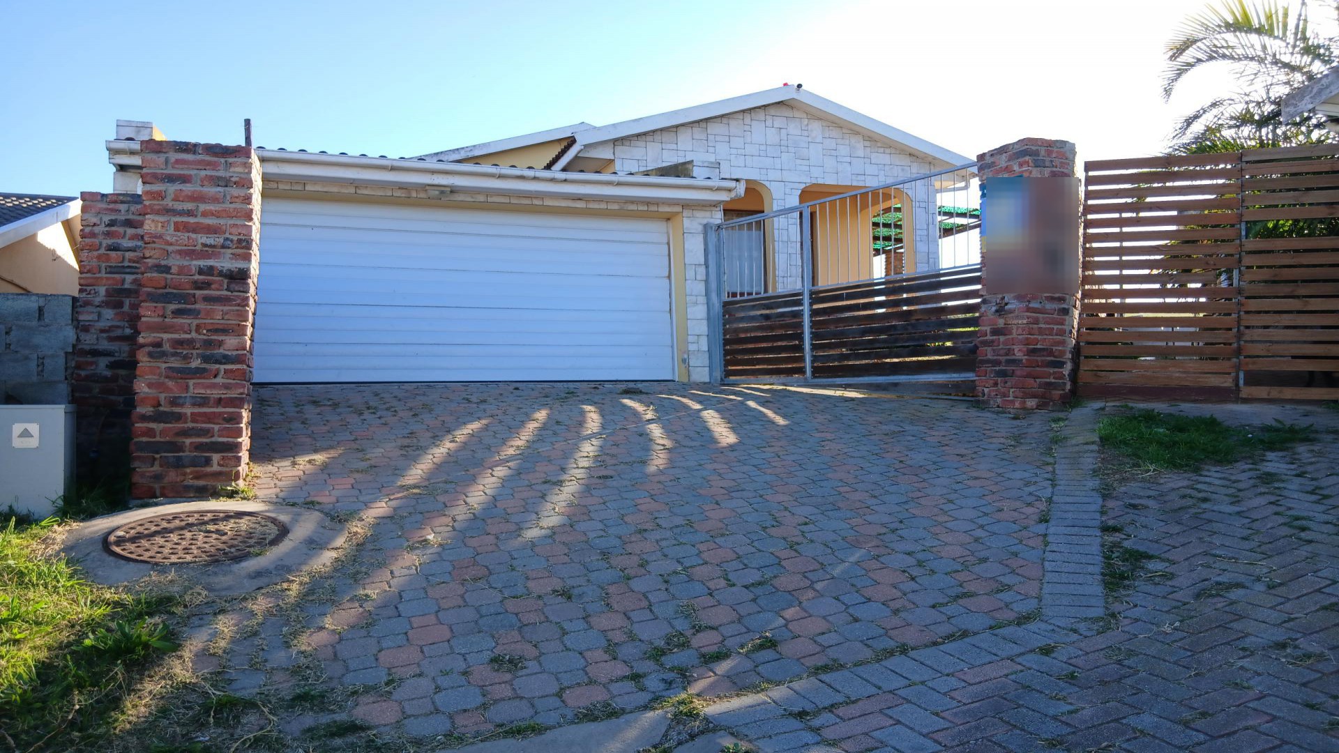 Front View of property in Kwamagxaki