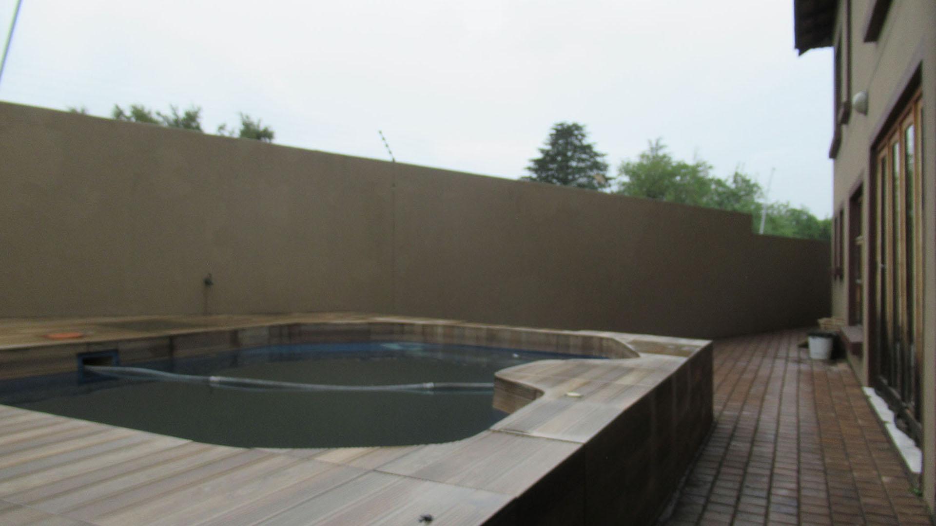 Backyard of property in Vanderbijlpark