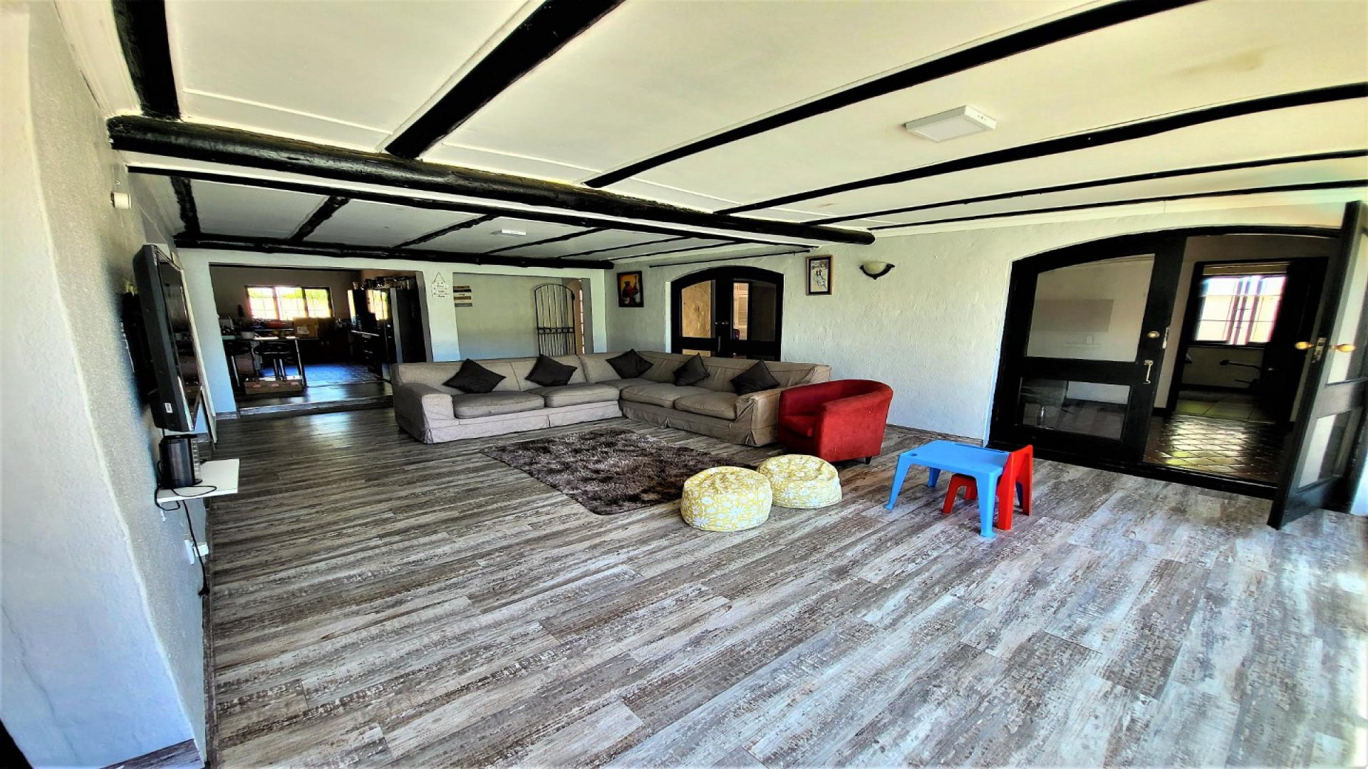 Lounges of property in Blue Bend