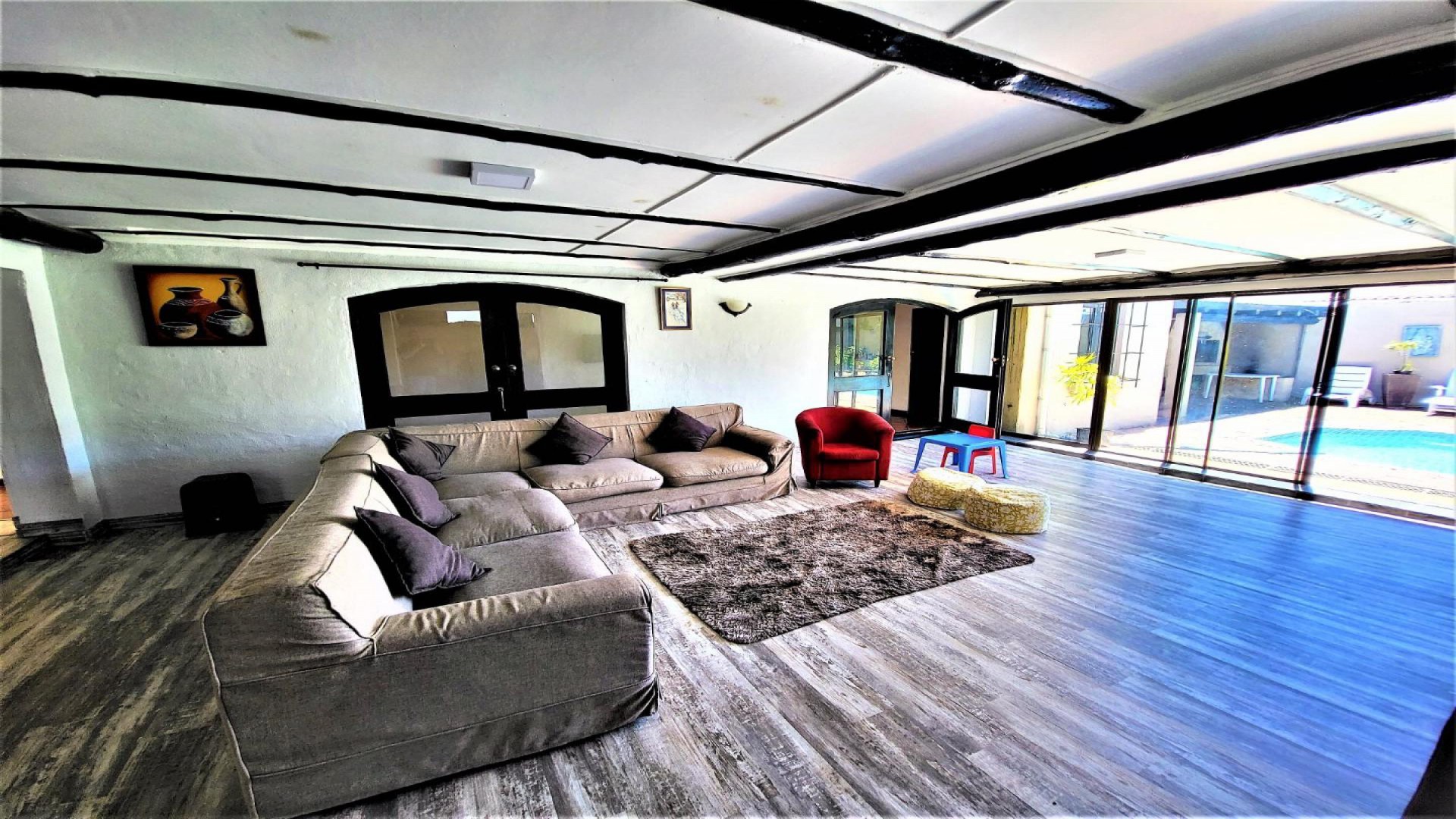 Lounges of property in Blue Bend