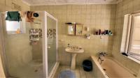 Bathroom 1 of property in Blue Bend