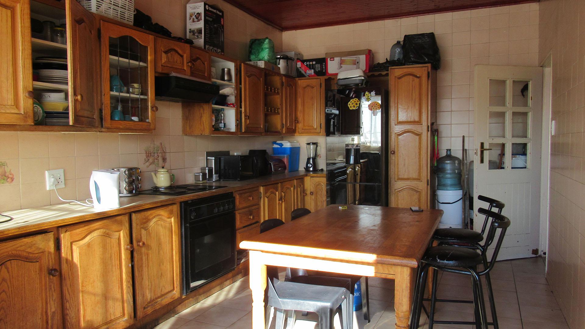 Kitchen - 20 square meters of property in Rosettenville