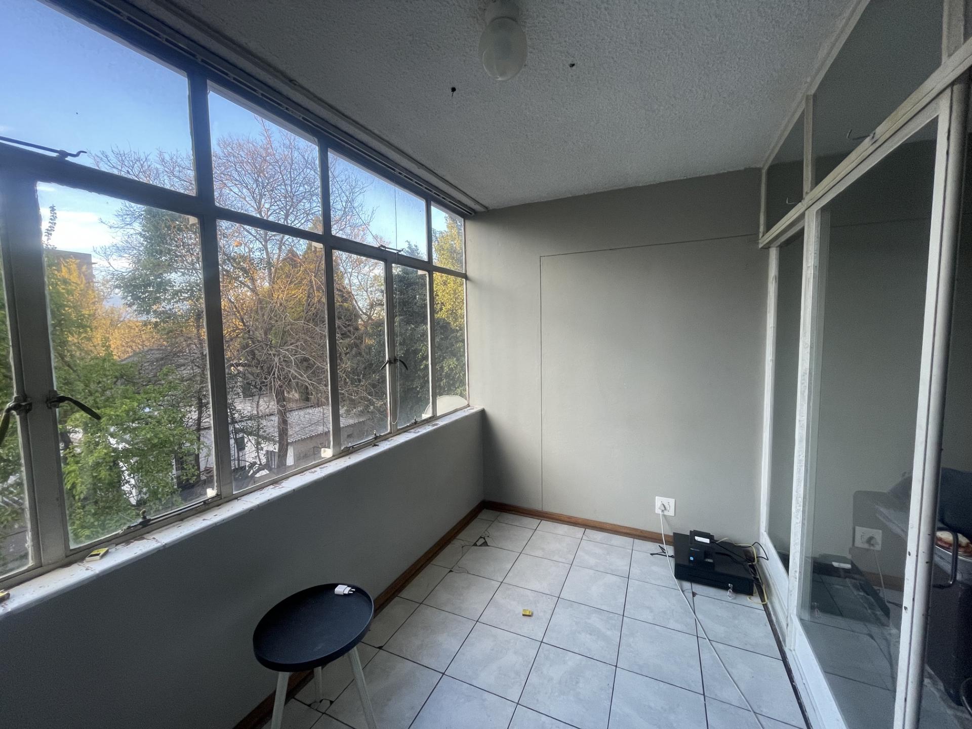  of property in Sunnyside
