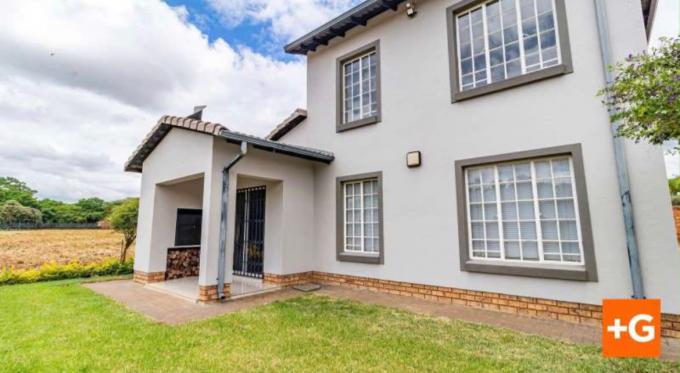 4 Bedroom House for Sale For Sale in Annlin - MR720792