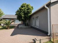  of property in Universitas
