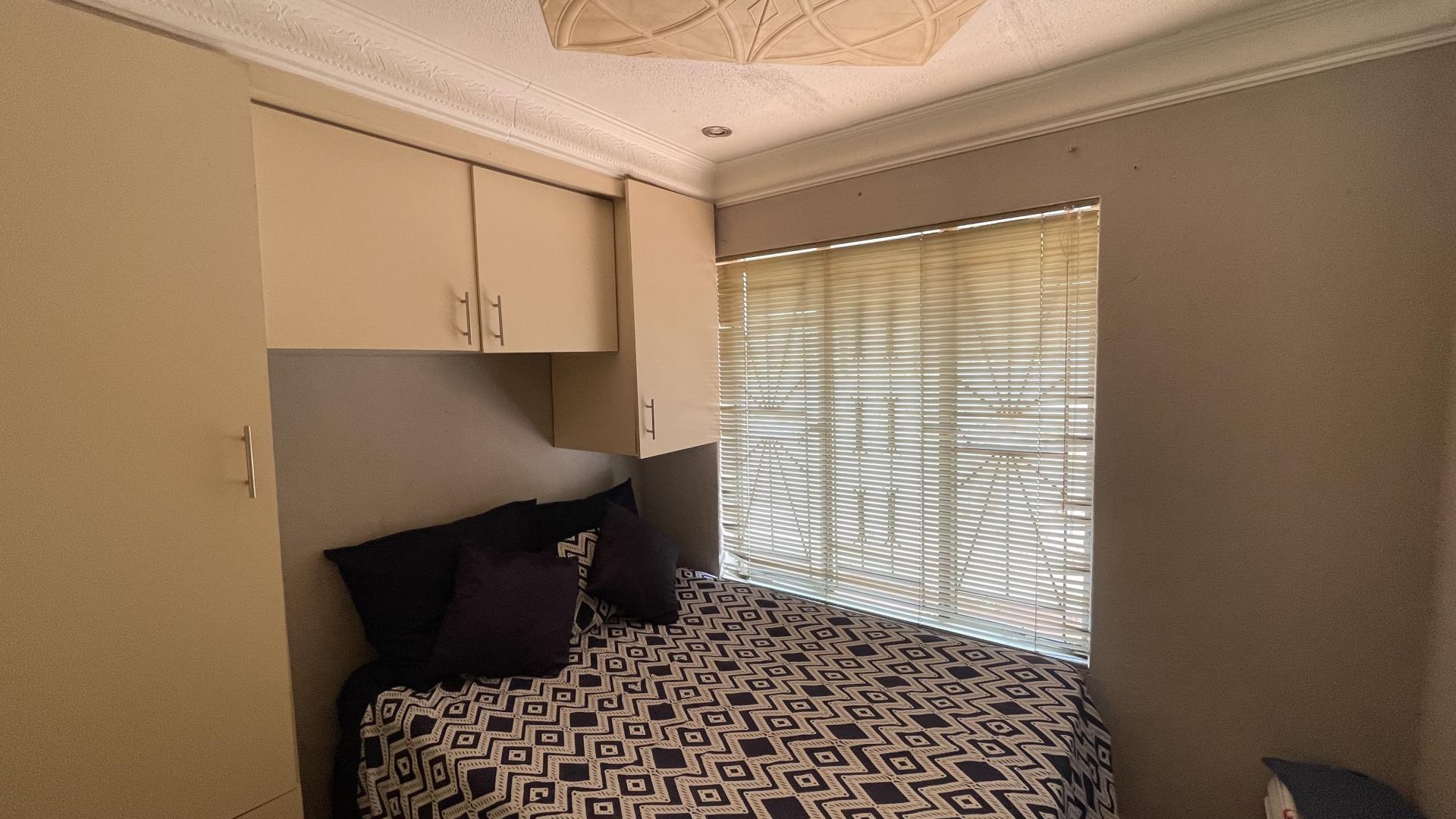 Bed Room 3 of property in Soshanguve