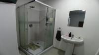 Bathroom 1 - 3 square meters of property in Athlone Park
