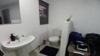 Bathroom 1 - 3 square meters of property in Athlone Park