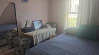 Bed Room 1 of property in Marais Steyn Park