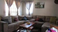 Lounges - 15 square meters of property in Watervalspruit (Vaal)