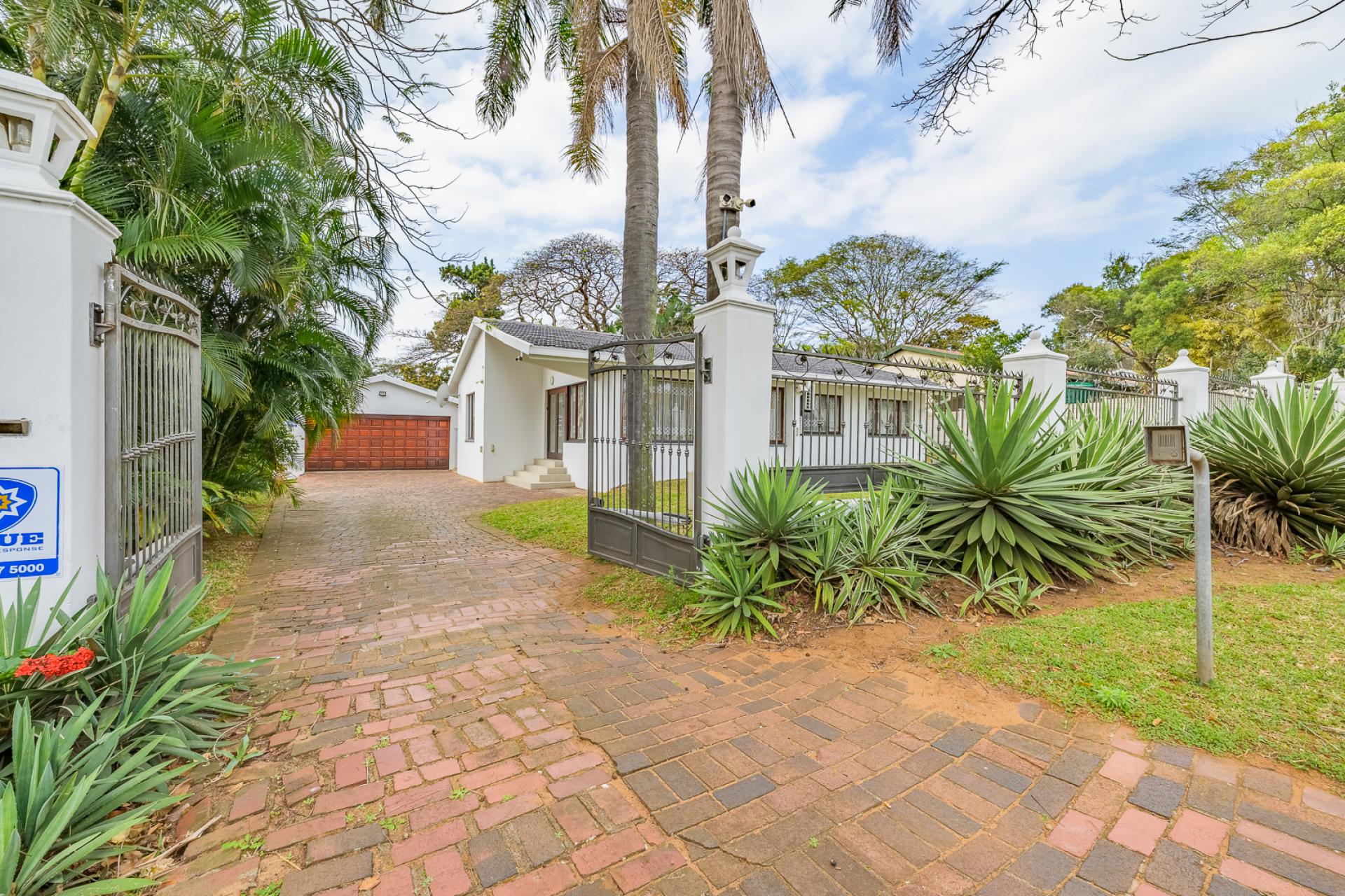  of property in Athlone Park