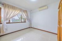  of property in Athlone Park