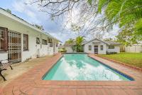  of property in Athlone Park