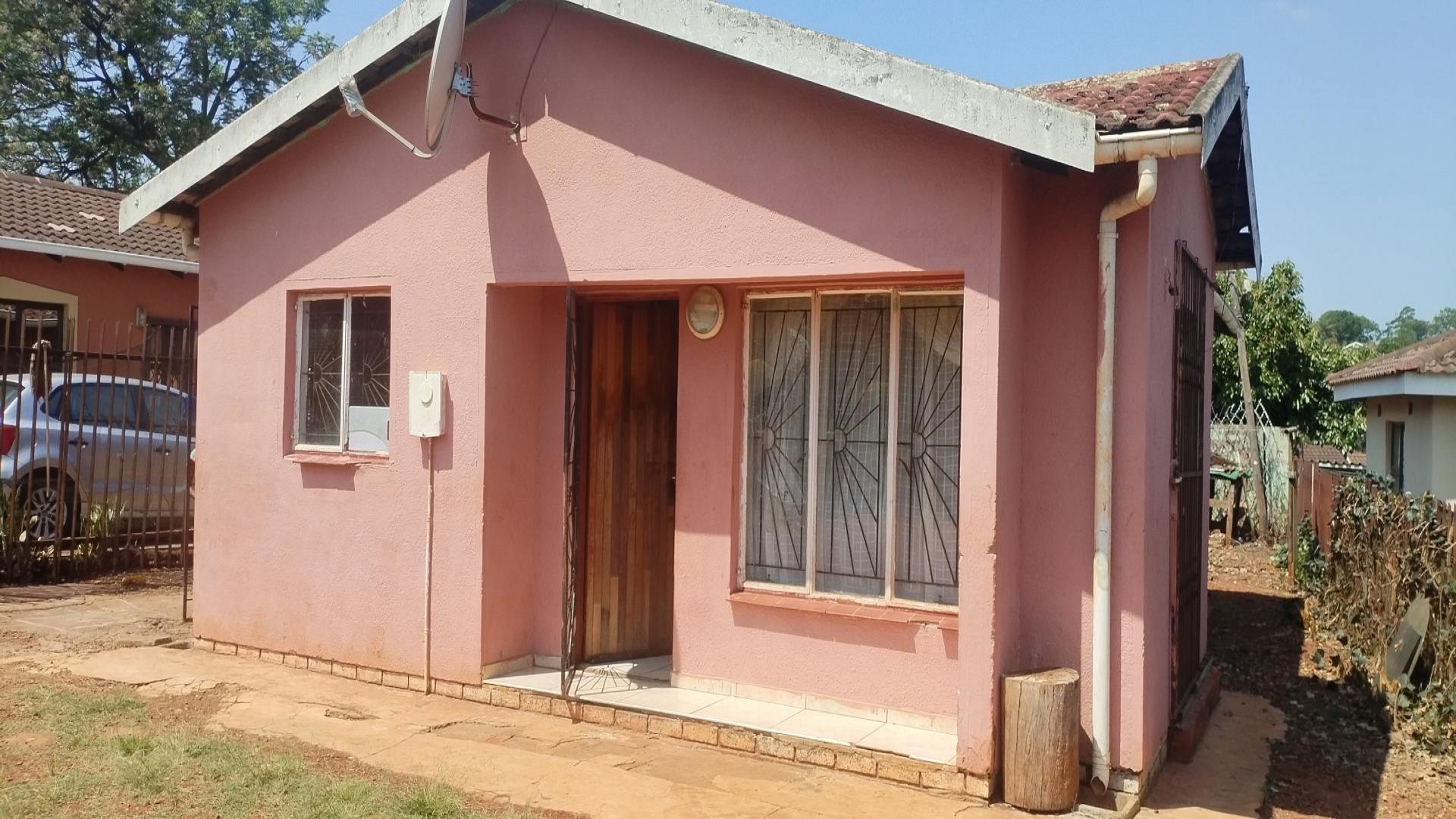 Front View of property in Panorama Gardens