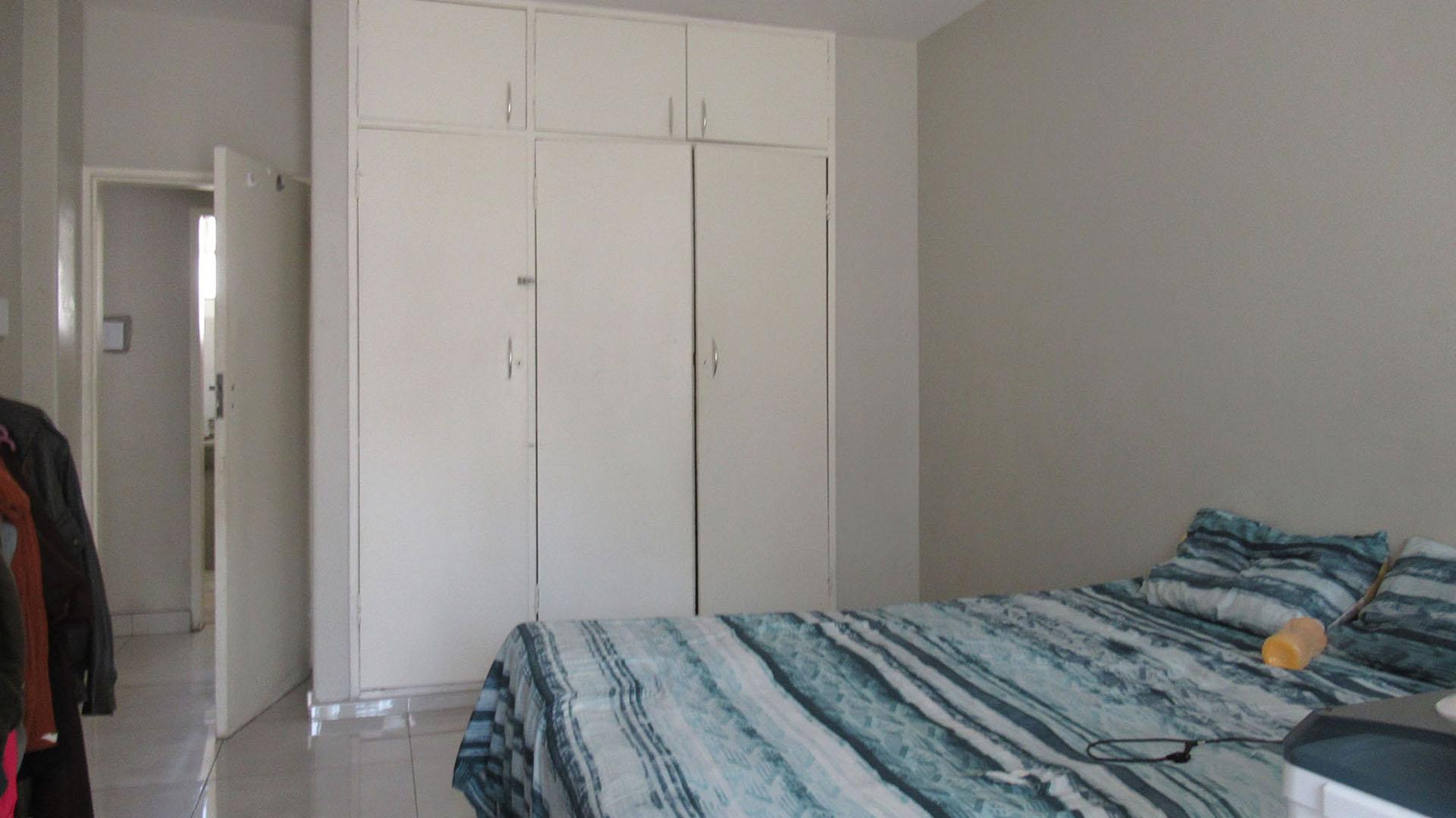 Main Bedroom - 17 square meters of property in Dinwiddie