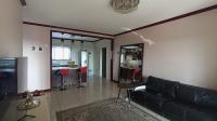 Lounges - 14 square meters of property in Summerset